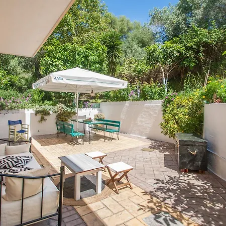 Syrainas * טרולוס